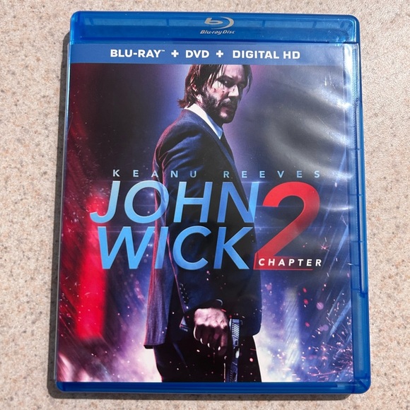 John Wick: Chapter 2 Blu-ray Disc - Picture 1 of 3